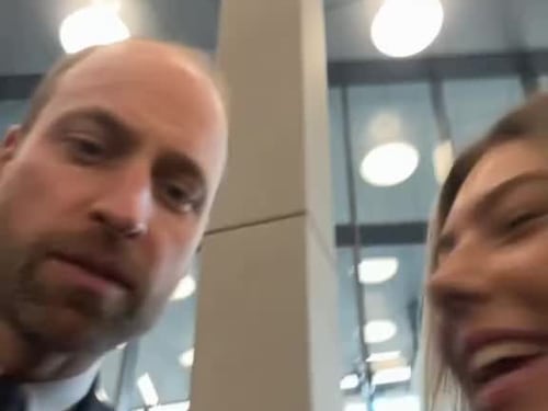 Il Principe William "giustifica" il ritardo di due studentesse