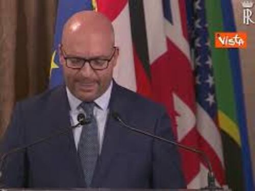 Fontana: Guerra in Ucraina? "Cartina al tornasole dell'instabilità globale"