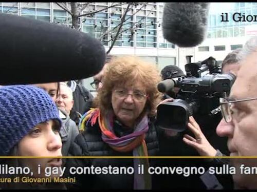 "I gay? Si suicidano come gli obesi"