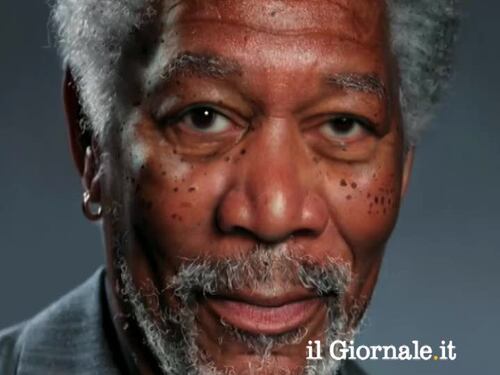 Dipinge Morgan Freeman con l'iPad