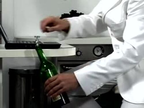 Usb Wine, la chiavetta per scaricare il vino sul vostro pc