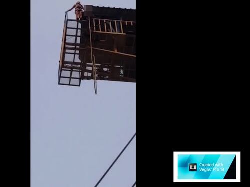 Bungee jumping, la corda si spezza: volo di 40 metri