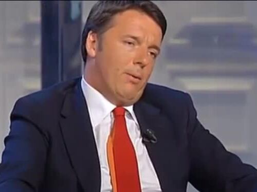 La gaffe di Renzi: "Abbiamo alzato le tasse"