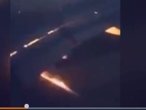 L'aereo va in fiamme: attimi di paura per la nazionale dell'Arabia Saudita