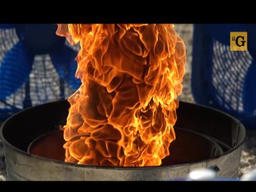Tornado di fuoco in slowmotion