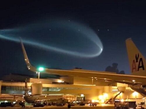 Ecco cosa c'è dietro "l'ufo" nel cielo di Miami