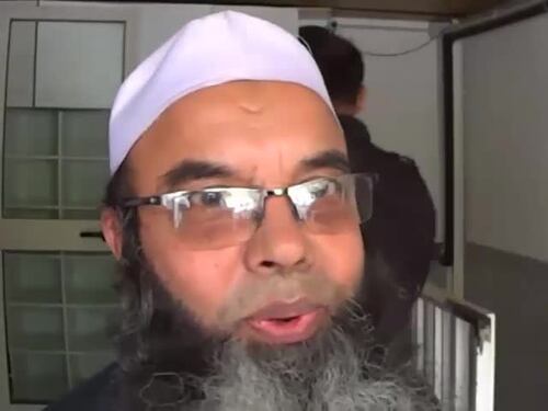 Il "ricatto" degli islamici: "Dateci le moschee o pregheremo in Vaticano"