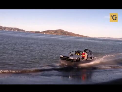La DeLorean modificata diventa hovercraft