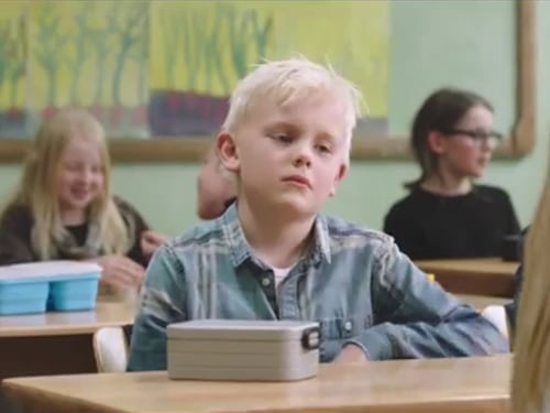 Norvegia, famiglie adottive cercasi: lo spot del governo ha commosso il web
