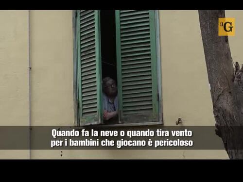 Roma, nelle case Ater che cadono a pezzi: "Qui sembra di essere in guerra"