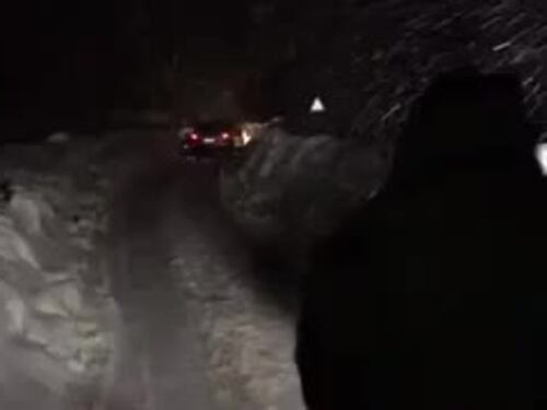 Rigopiano, soccorritori bloccati tra la neve