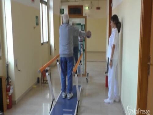 A Bologna il primo trapianto al mondo di vertebre