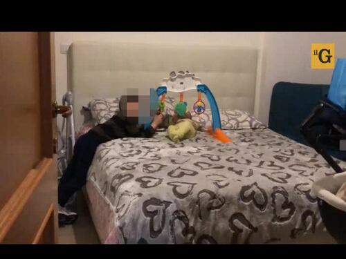 Casal Bruciato, così il Comune sfratta una coppia di abusivi con 4 figli minori