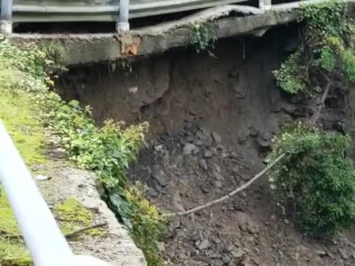 La strada si spacca in diretta: isolato Comune dell'Imperiese