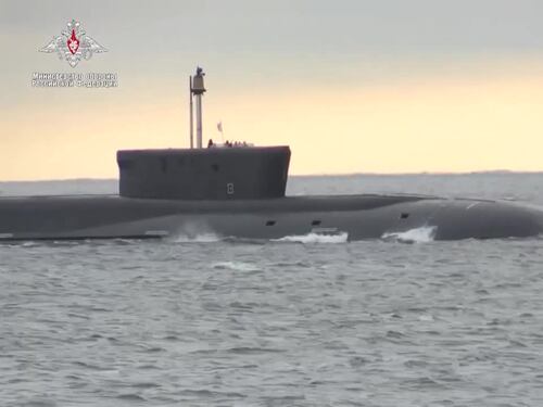 La Russia lancia con successo due missili intercontinentali