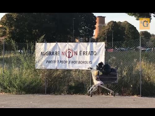 Stupro al Baobab, la versione dei migranti