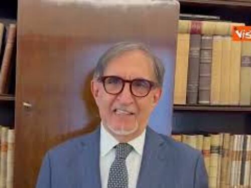 La Russa su Pucci a Sanremo: “Solidarietà al comico, mi aspetto una sorpresa da Conti”