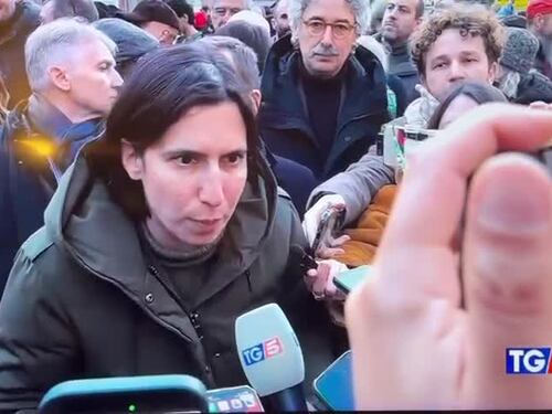 L'appello dell'artista Howtan Re per i giovani dell'Iran: "Manifesto per la loro libertà"
