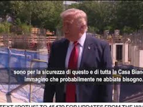 Trump davanti a cantiere nuova sala da ballo Casa Bianca: Fatta con denaro mio e dei donatori
