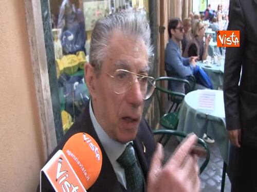 Bossi: "Berlusconi un grande uomo sottovalutato"