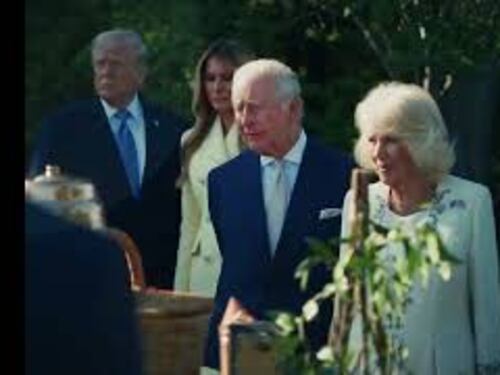Trump e Melania mostrano a Re Carlo III e Camilla il nuovo sipario della Casa Bianca