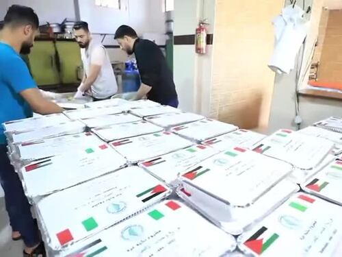 La pubblicità per la raccolta fondi alla moschea di Piacenza