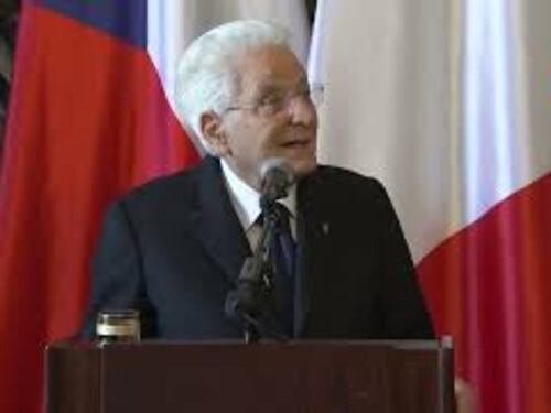 Sergio Mattarella: La Nato resta centrale, Europa e Usa uniti da profondi legami storici