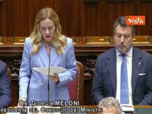 Meloni su guerra Iran: Sosteniamo altalenante dialogo Usa-Iran