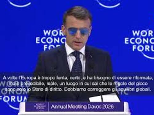 Macron a Davos: L'Europa è lenta, ma preferiamo il rispetto ai bulli