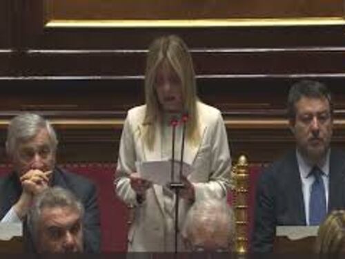 Attacco Iran, Meloni: In situazioni di crisi serve che Nazione si compatti