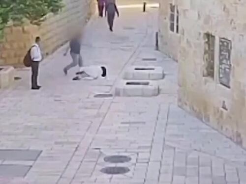 Gerusalmente, il video dell'aggressione alla suora