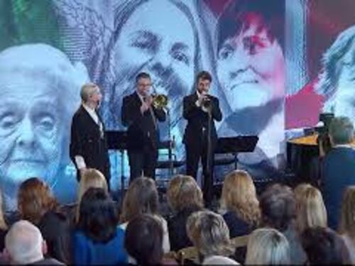 8 Marzo, Malika Ayane canta The Morns are Meeker Than They Were, poesia Emily Dickinson al Quirinale