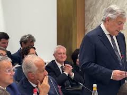 Tajani alla Conferenza dei Consoli: Siete nostri sindaci nel mondo