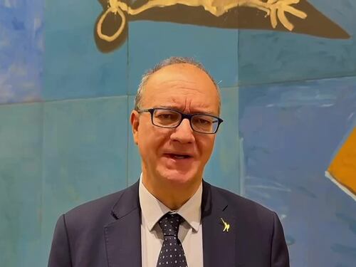 Valditara: "Bisogna riflettere anche sugli effetti devastanti dei social"