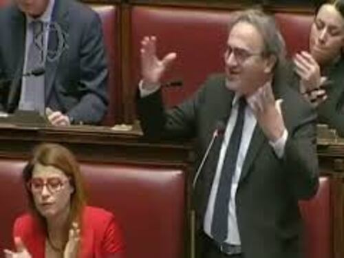 Bonelli (Avs): "Io e Fratoianni minacciati, faccio appello ai giovani alla non violenza"