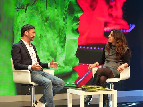 Il sacro diventa pop: Howtan Re in mostra a Casa Sanremo