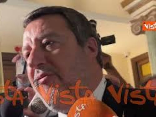 Salvini: Stiamo lavorando per evitare un aumento indiscriminato dei prezzi dei biglietti aerei