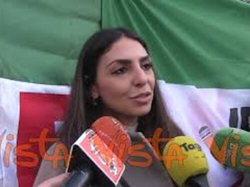 Le voci degli iraniani in Piazza del Campidoglio a Roma: "Rivendichiamo la democrazia"