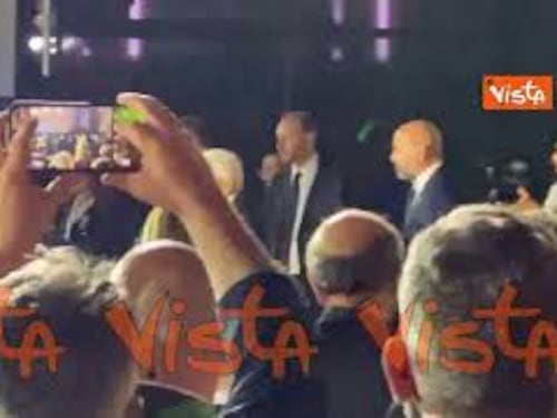 Standing ovation per Mattarella al Quirinale per 'I volti della Repubblica' per Festa del 2 giugno