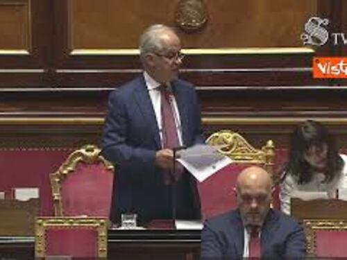 Scontri a Torino, Piantedosi: Norma di fermo preventivo per chi cerea disordini a manifestazioni