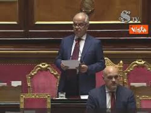 Piantedosi: 1500 soggetti si sono sganciati dal corteo aggredendo forze dell’ordine