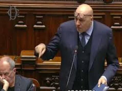 Crosetto su uso basi italiane: Non è questione di coraggio, la legge ci indica la strada