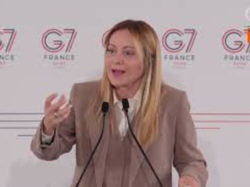 Meloni: Vannacci funzionale alla sinistra. Vota contro primo Governo di destra della storia