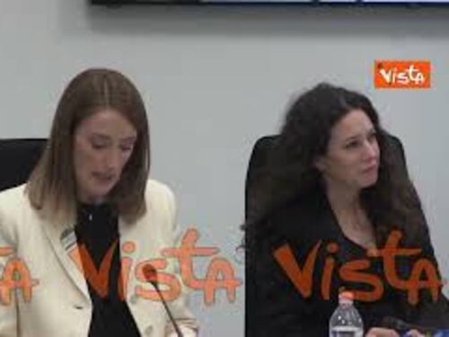 Metsola: "Costruire democrazia europea significa affermare libertà e migliorare vita delle persone"