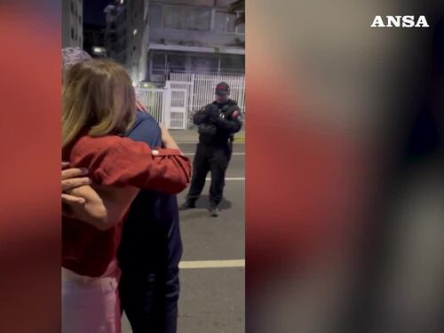 Venezuela, liberato Biagio Pilieri: l'abbraccio con i familiari