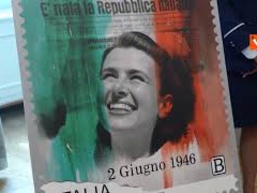 Presentato a Mattarella il francobollo celebrativo dell'80esimo anno della Repubblica