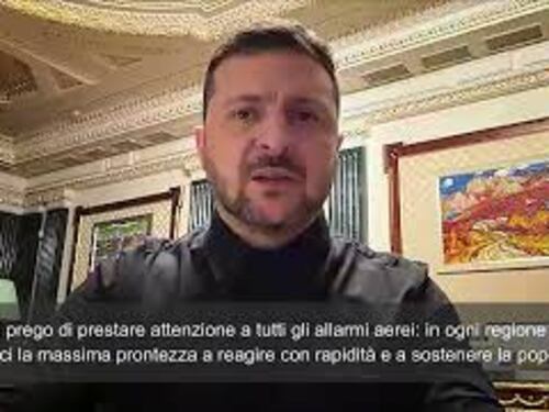 Guerra Ucraina, Zelensky: "La Russia si sta preparando a un attacco massiccio, vigliamo"