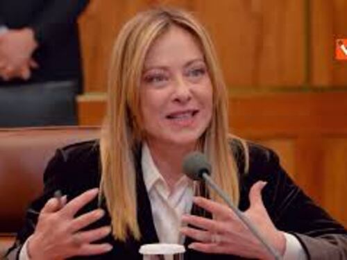 Meloni in Corea: Straordinario vostro lavoro di soft power con K-pop. Mia figlia è fan del genere