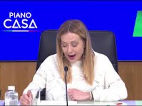 Meloni su Piano Casa: Approvate norme per sgomberi immobili occupati
