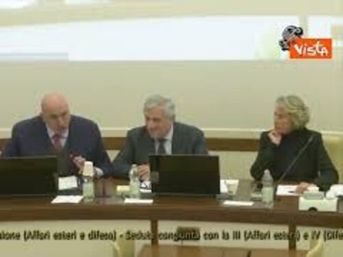 Crosetto: "Avrò sbagliato come Ministro, ma a Dubai c'erano miei figli"